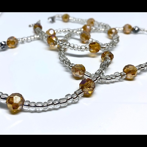 Two color beaded bracelet📍 - Picture 1 of 1